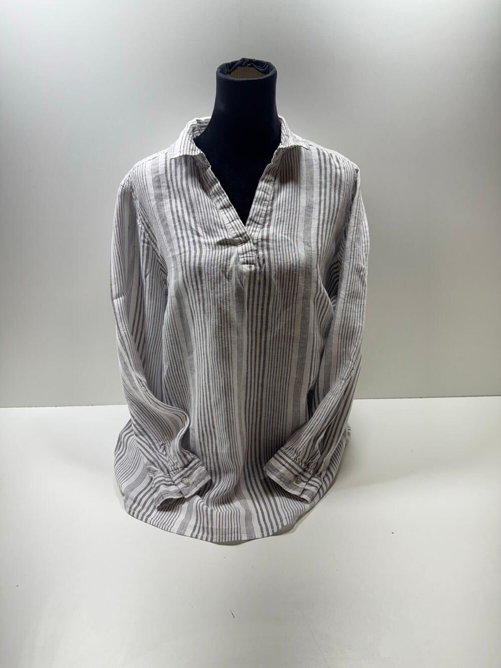 C&C California Women’s Linen Long Sleeve V Nevk Shirt Lagenlook Beach Coastal